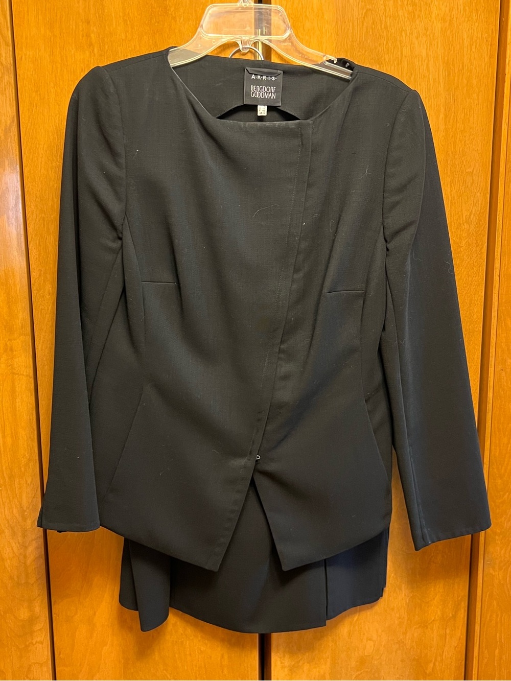 Akris Black Wool Asymmetrical Jacket Skirt Suit Size 14